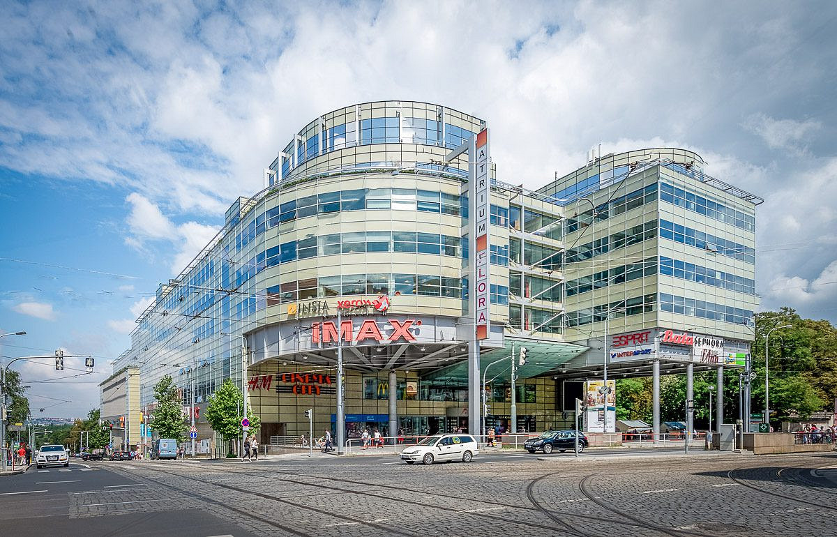 Pronájem kanceláře 1 092 m²