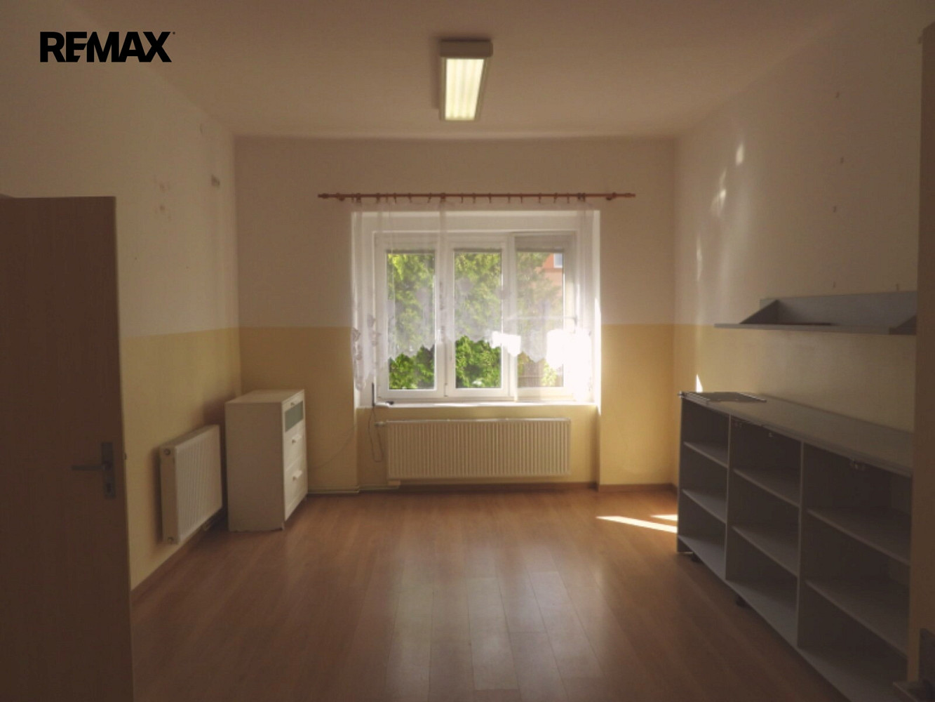 Pronájem komerčního objektu (jiného typu) 44 m² – fotografie 2