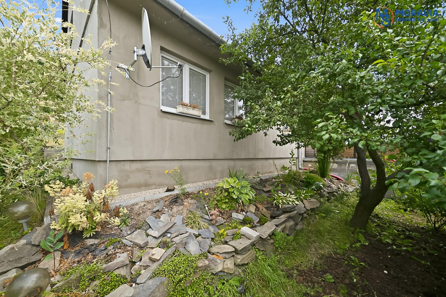 Pronájem domu 120 m² s pozemkem 382 m² — photo 2