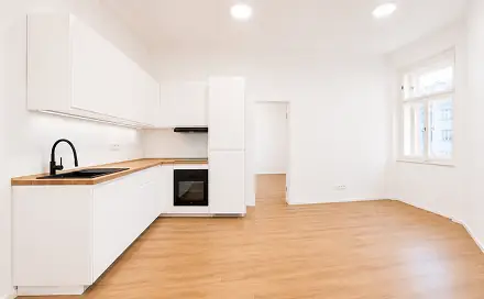 Prodej bytu 2+kk 39 m², Hartigova, Praha 3 - Žižkov