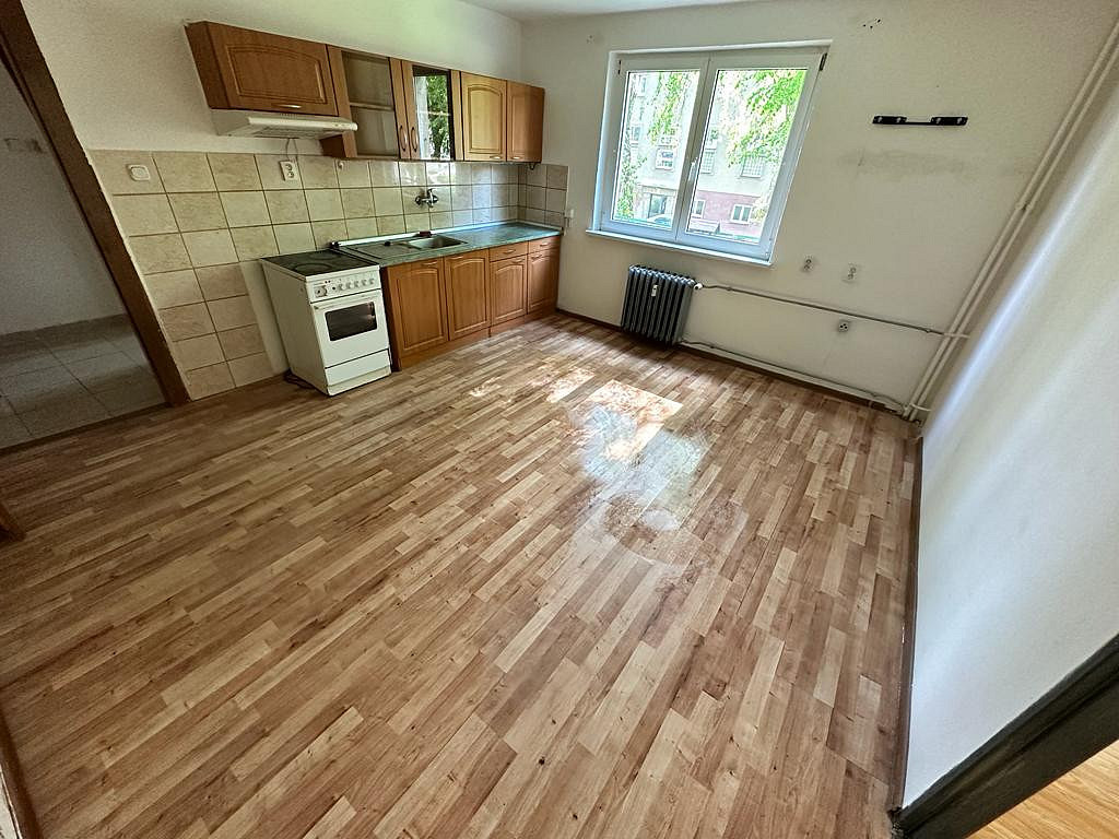 Pronájem bytu 1+1 37 m²