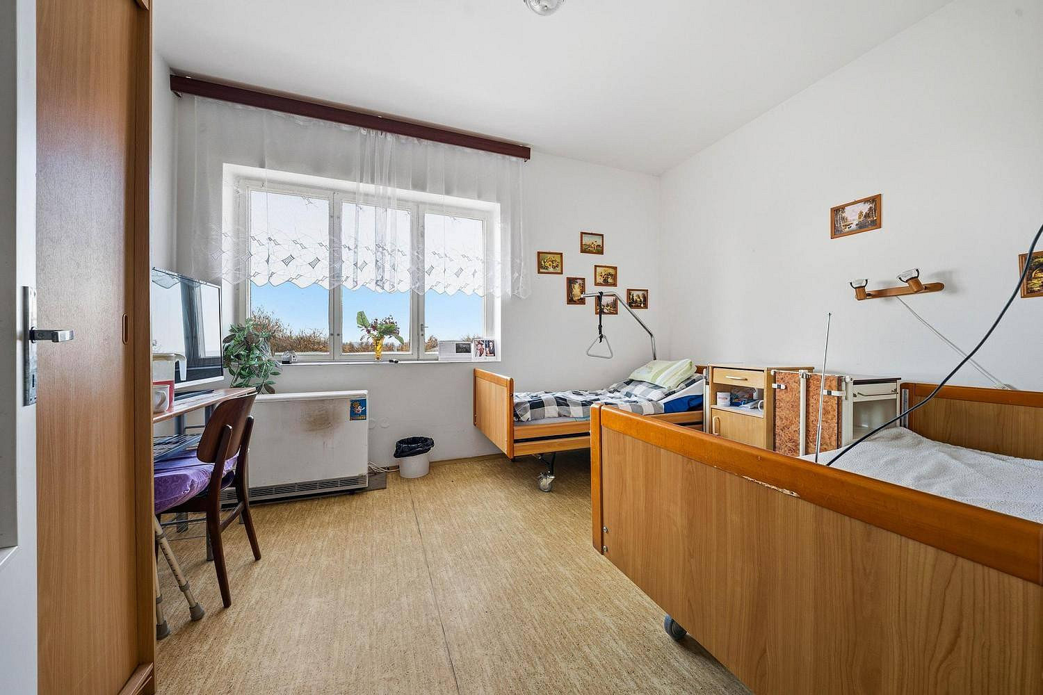 Prodej ubytovacího objektu 930 m² – fotografie 3