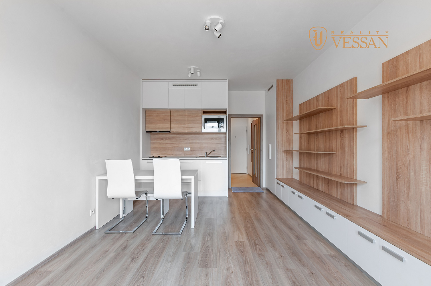 Prodej bytu 1+kk 30 m² — photo 2