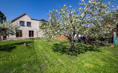 Prodej domu 290 m² s pozemkem 1 297 m², Olivová, Tachlovice, okres Praha-západ