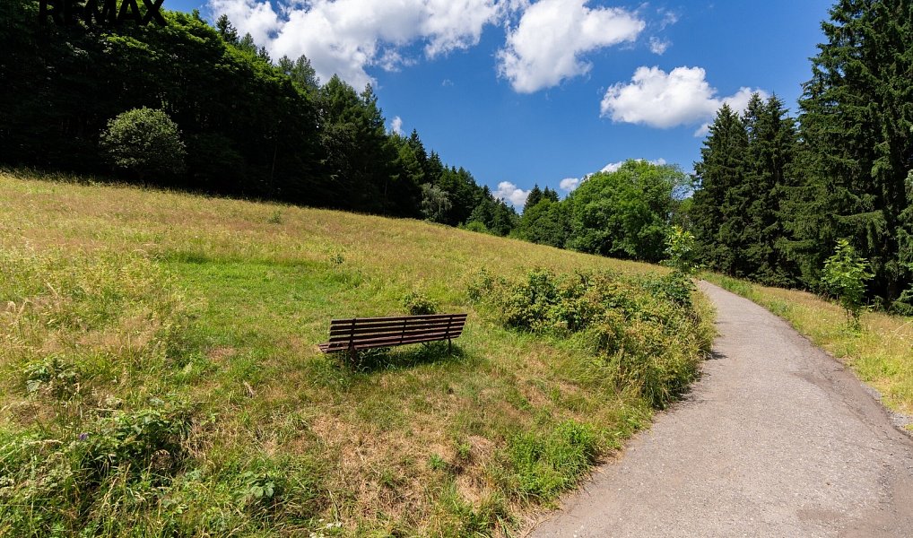 Prodej stavebního pozemku 1 065 m², Klíny – náhled fotky 7