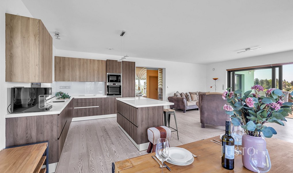 Prodej domu 188 m² s pozemkem 3 413 m², Stará Huť – náhled fotky 4