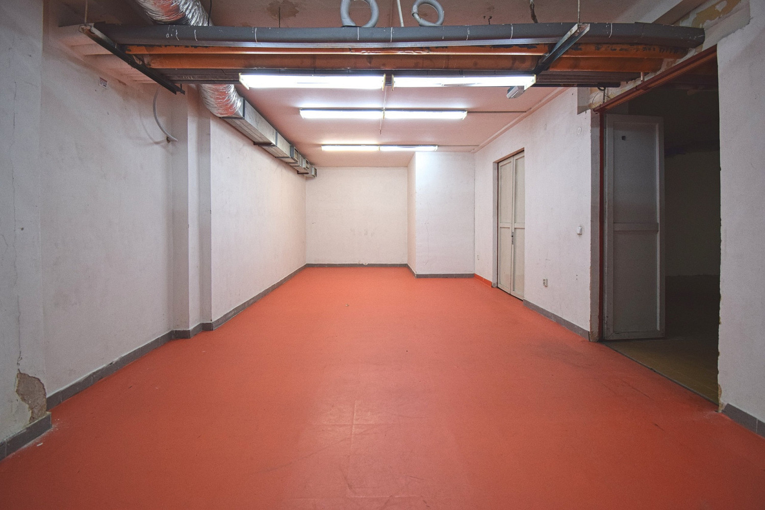 Pronájem skladovacích prostor 300 m² — photo 5