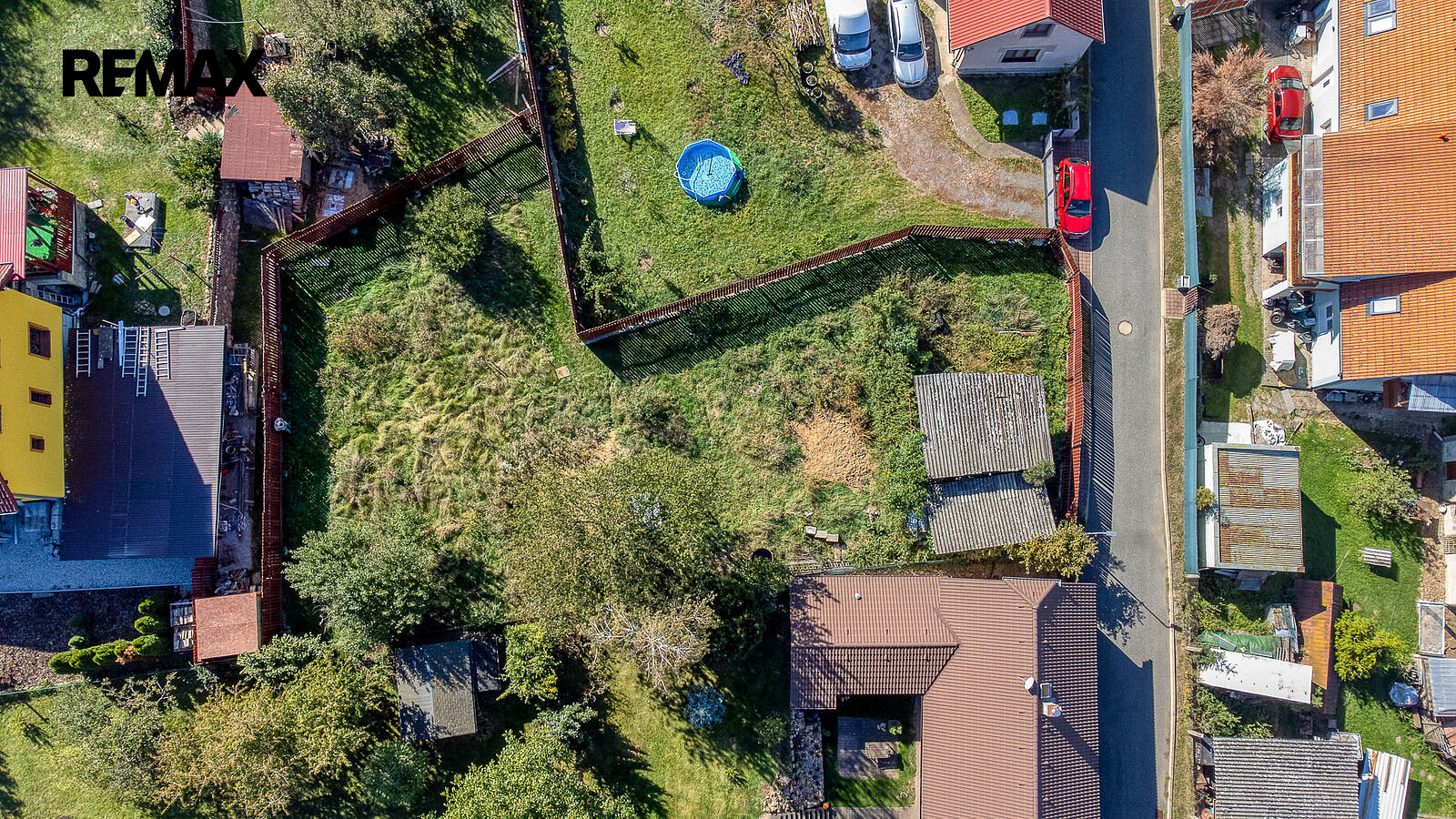 Prodej stavebního pozemku 650 m² – fotografie 4