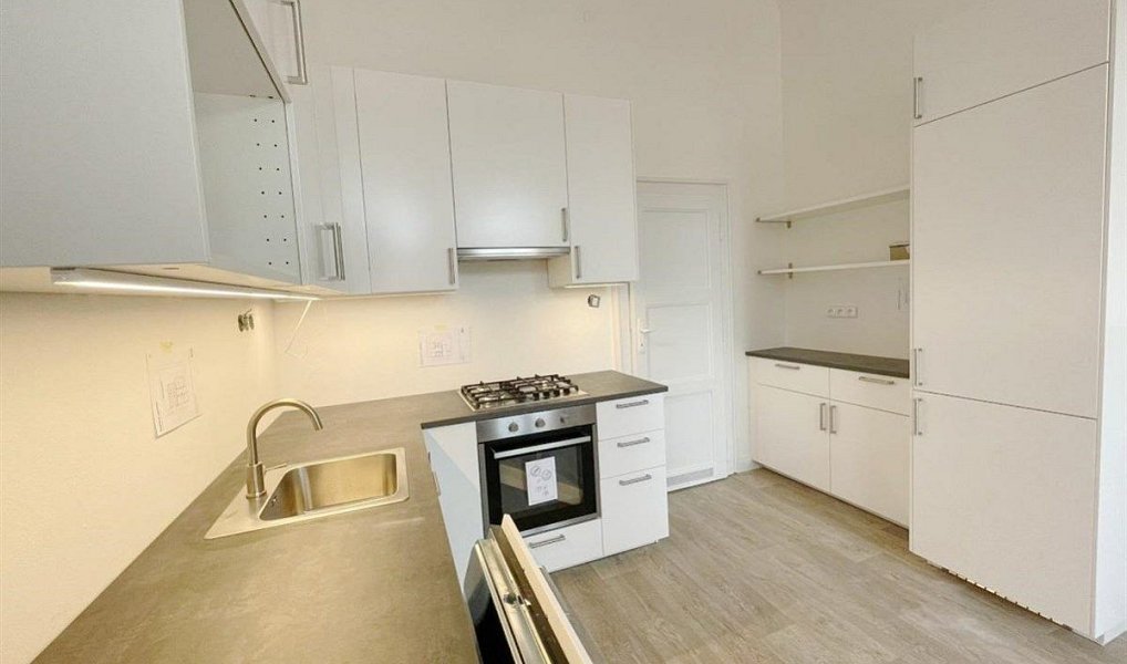 Pronájem bytu 2+1 75 m², Praha – náhled fotky 9