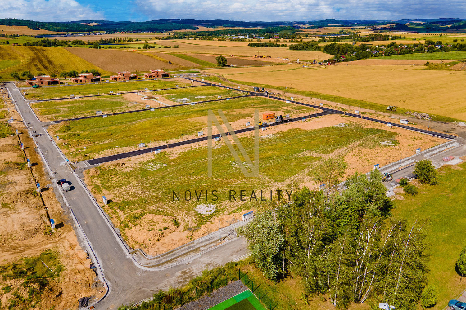 Prodej stavebního pozemku 793 m² – fotografie 3