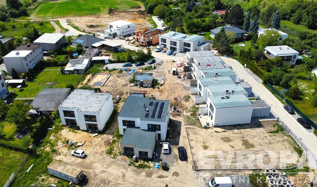 Prodej domu 121 m² s pozemkem 191 m², Sezemice – náhled fotky 10