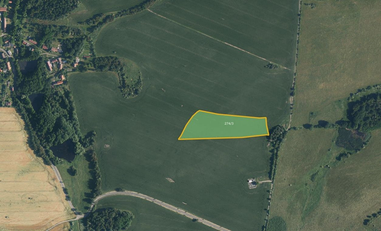 Prodej pole 16 113 m²