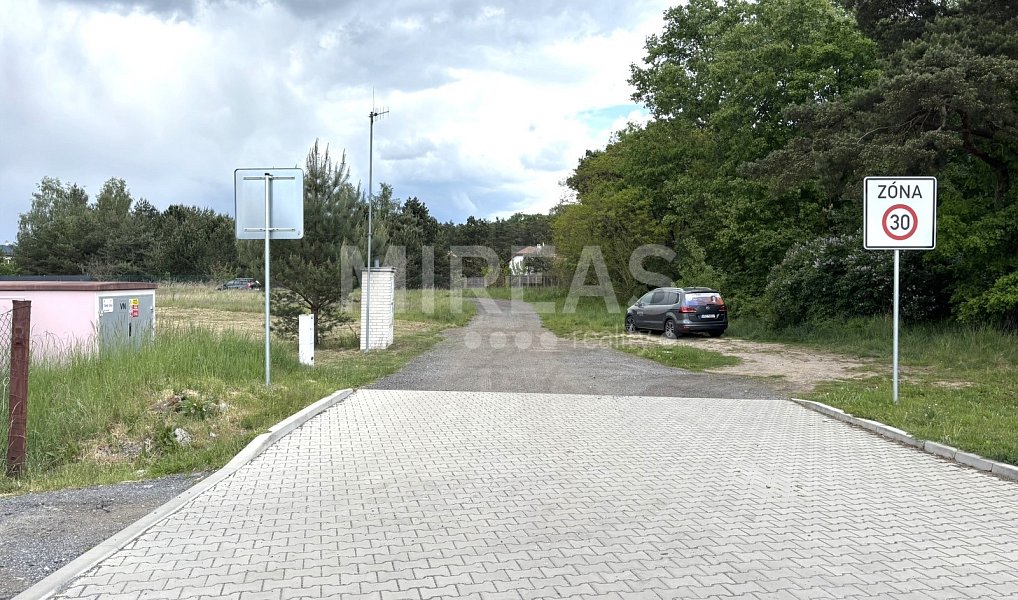 Prodej stavebního pozemku 932 m², Lysá nad Labem – náhled fotky 14