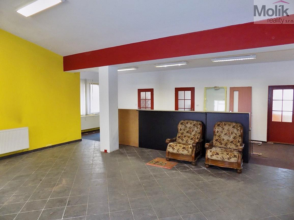 Prodej výrobních prostor 333 m²