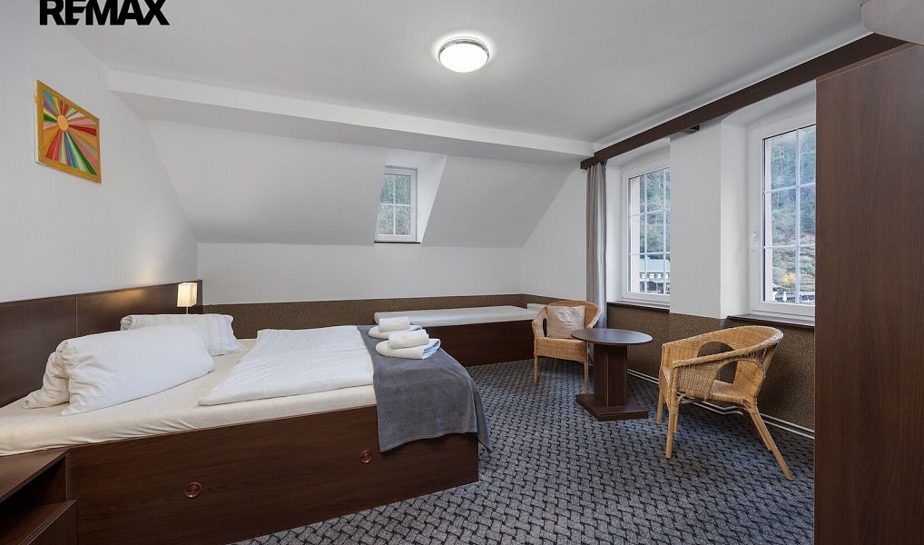 Prodej ubytovacího objektu 435 m², Hřensko – náhled fotky 21