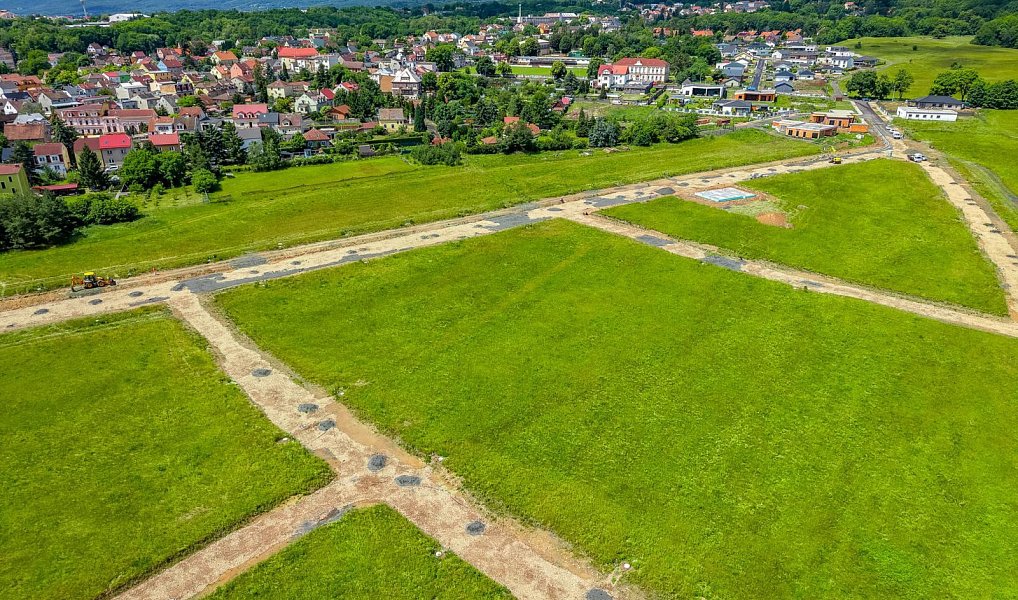 Prodej stavebního pozemku 871 m², Dubí – náhled fotky 26