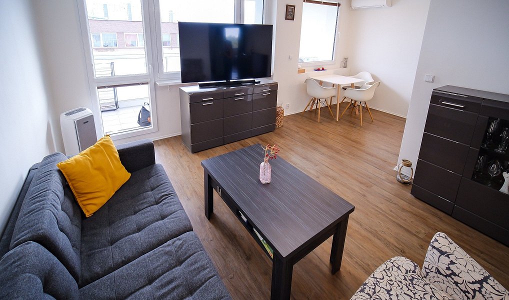 Prodej bytu 3+kk 76 m², Praha – náhled fotky 2