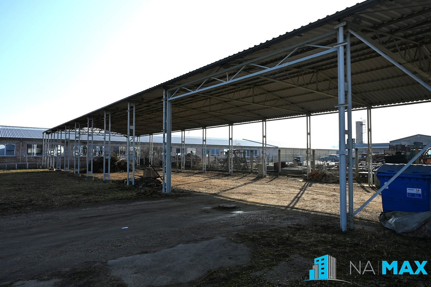 Pronájem skladovacích prostor 300 m² – fotografie 4