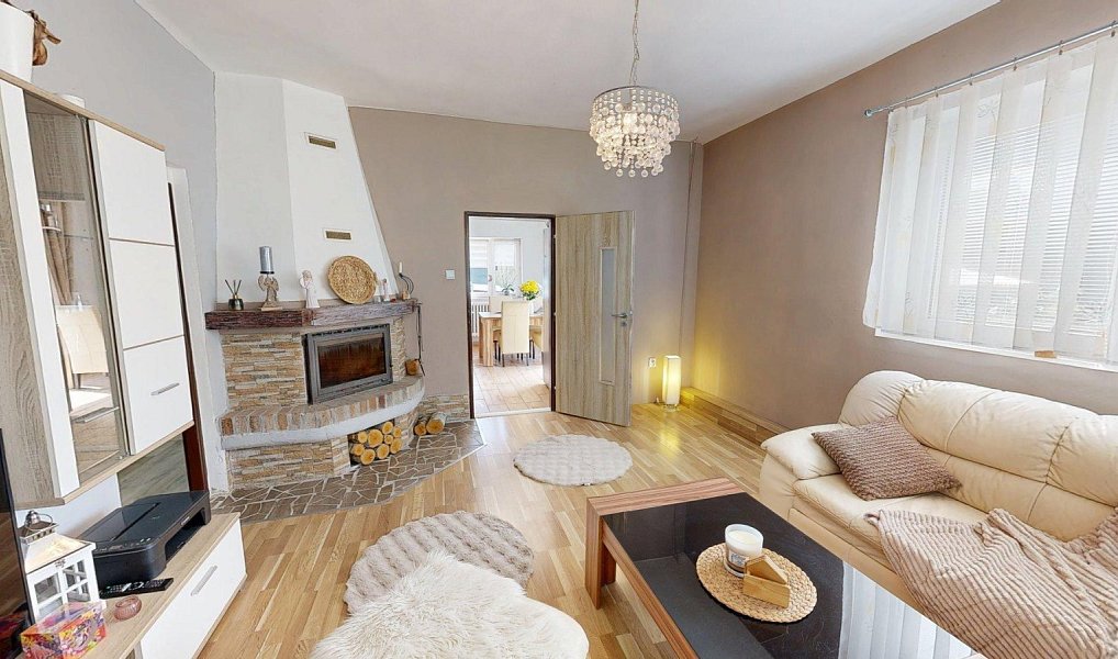 Prodej domu 157 m² s pozemkem 1 345 m², Bělá pod Bezdězem – náhled fotky 11