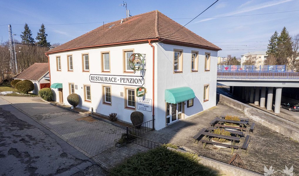 Prodej restaurace 340 m², Strakonice – náhled fotky 28