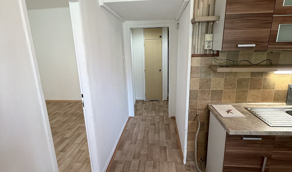 Pronájem bytu 1+1 37 m², Karviná – náhled fotky 2