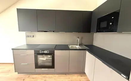 Pronájem bytu 2+kk 58 m², 28. října, Chomutov