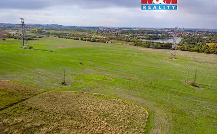 Prodej pole 2 421 m², Praha 4 - Šeberov