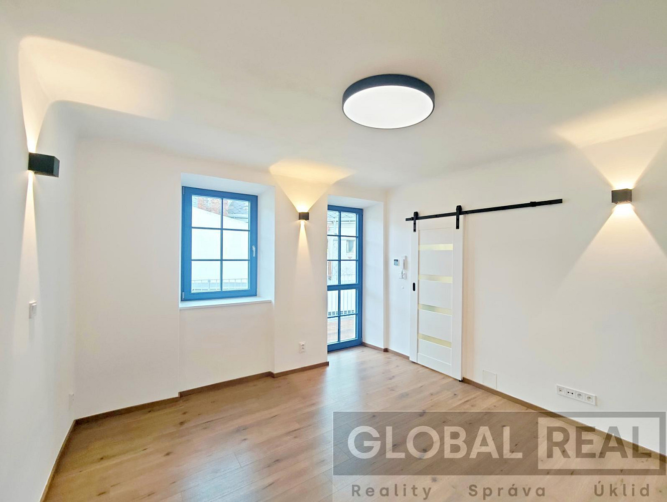 Prodej bytu 1+kk 22 m² – fotografie 2