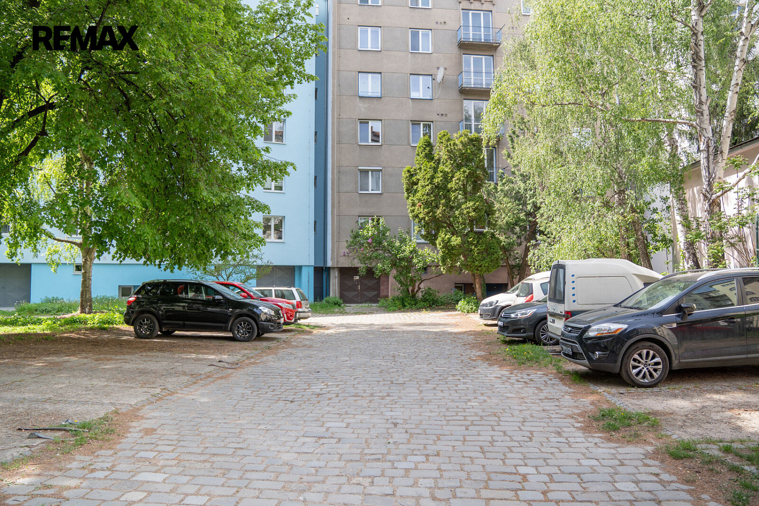 Parkovací stání u ulice Křídlovická
