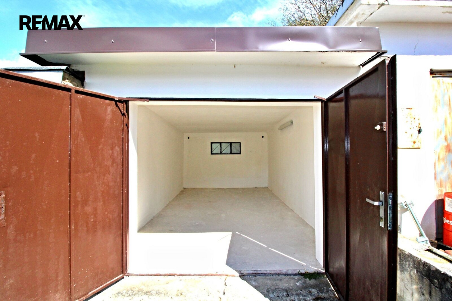 Pronájem garáže, 21 m2, Loučovice – fotografie 2