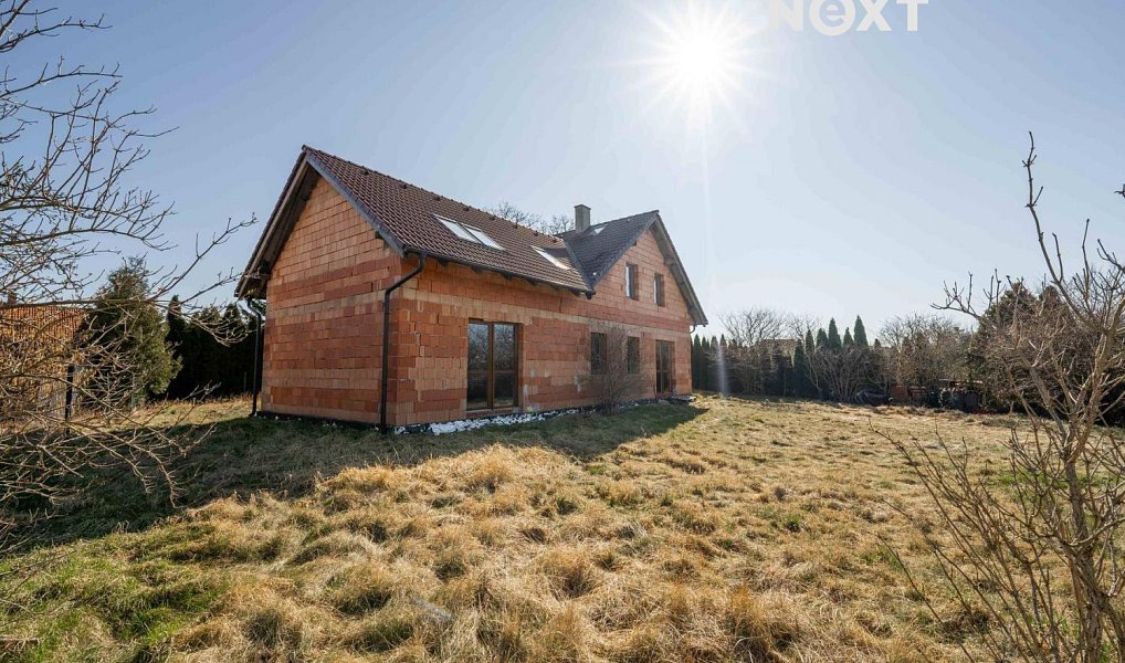 Prodej domu 252 m² s pozemkem 2 968 m², Smilovice – náhled fotky 9