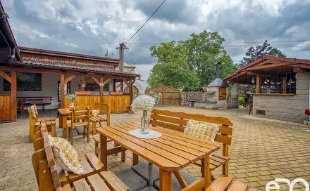 Prodej restaurace 178 m², Hradešín, okres Kolín