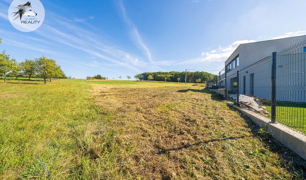 Prodej stavebního pozemku 1 153 m², Zlín – náhled fotky 11