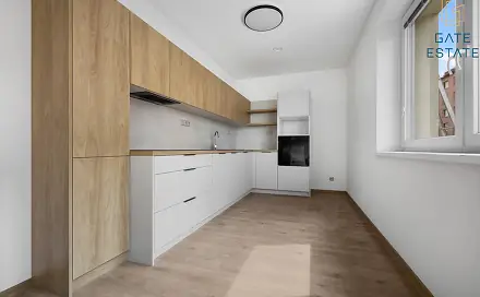Pronájem bytu 3+kk 67 m²