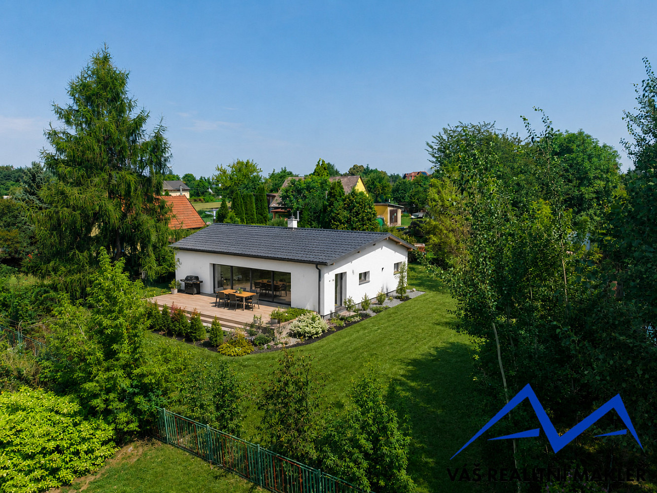 Prodej domu 110 m² s pozemkem 862 m² – fotografie 2