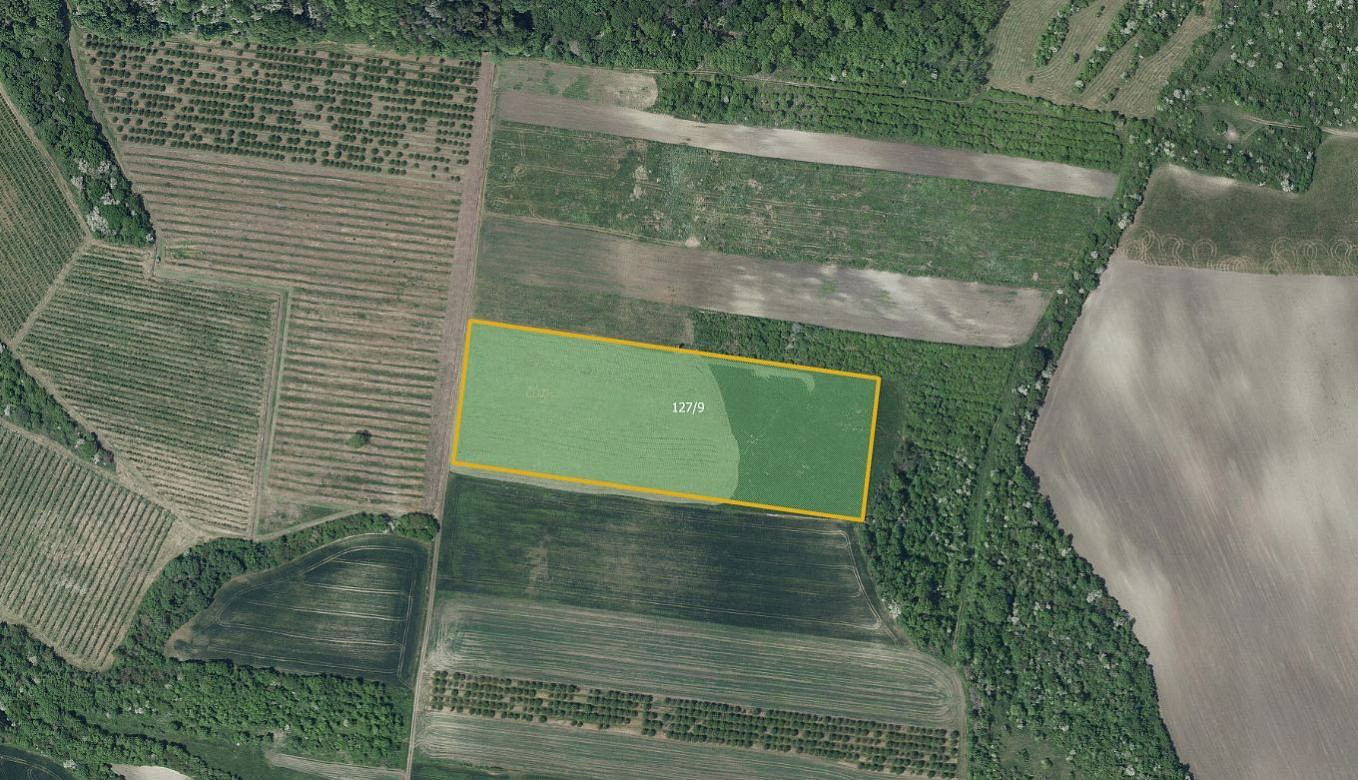 Prodej pole 25 653 m²