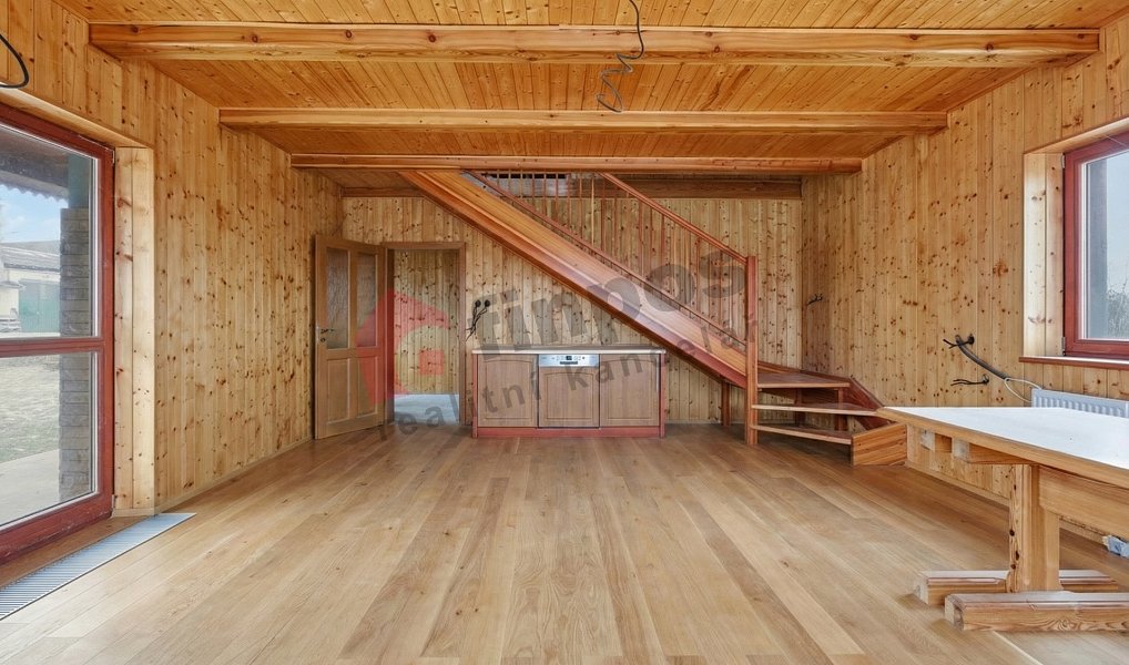 Prodej domu 159 m² s pozemkem 994 m², Šípy – náhled fotky 21