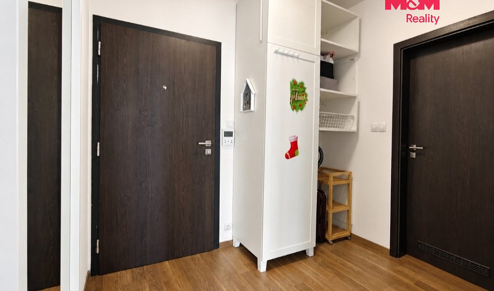 Pronájem bytu 2+kk 57 m², Praha – náhled fotky 21