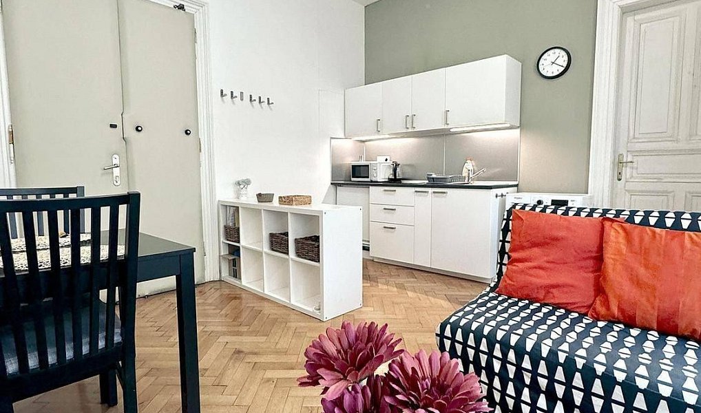 Pronájem bytu 2+kk 44 m², Praha – náhled fotky 3