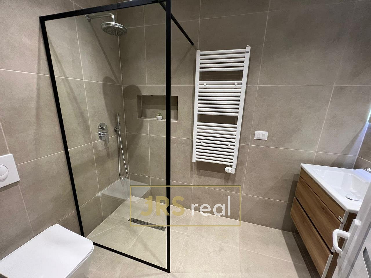 Prodej bytu 2+kk 56 m² – pohled 5