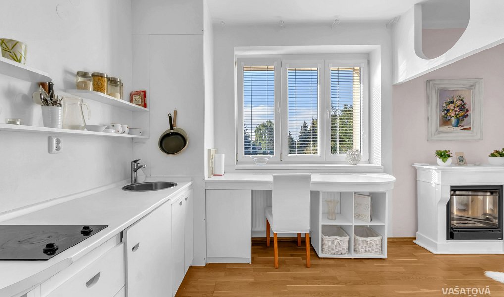 Pronájem bytu 1+kk 28 m², Hradec Králové – náhled fotky 5