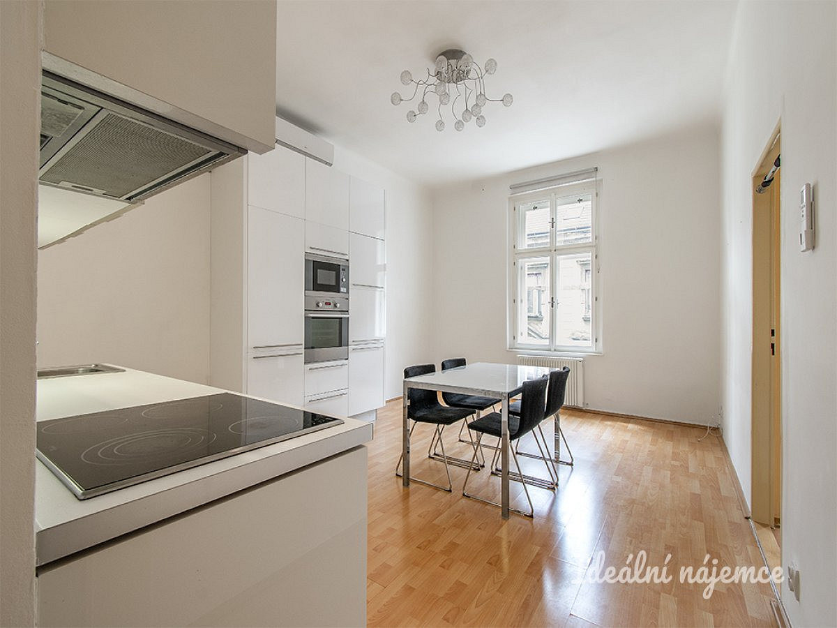Pronájem bytu 2+kk 51 m² – fotografie 4