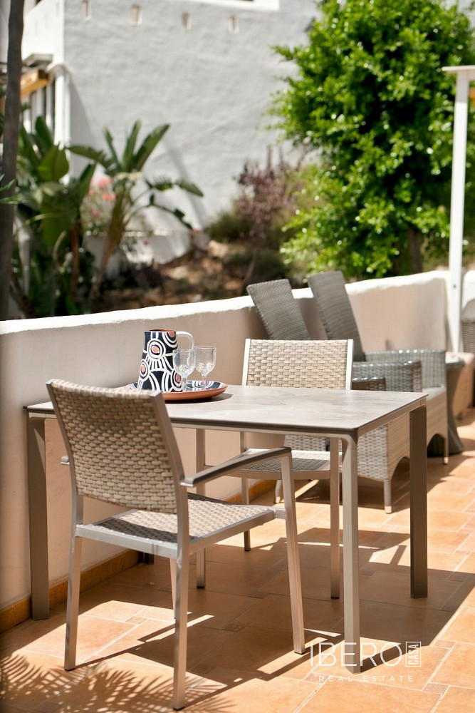 Piso 3+kk – Marbella, Nueva Andalucía - Más