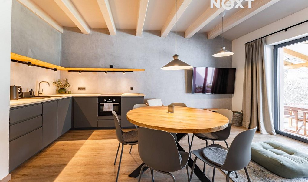 Prodej komerčního objektu (jiného typu) 197 m², Staré Město – náhled fotky 8
