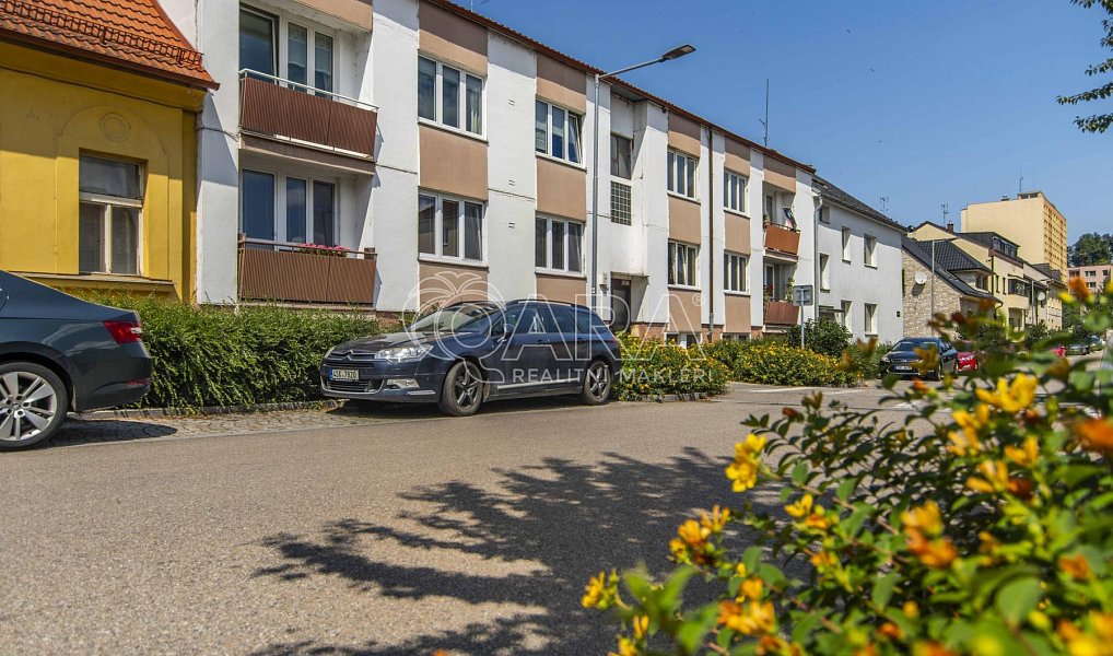 Prodej bytu 2+1 63 m², Benešov – fotka 1 z 36