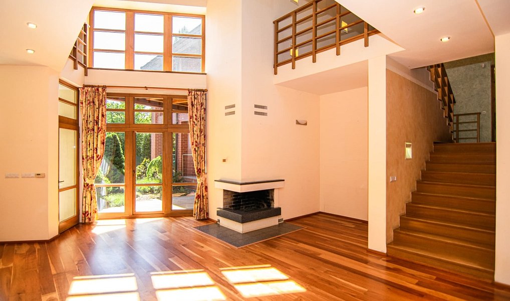Prodej domu 560 m² s pozemkem 2 497 m², Černošice – náhled fotky 17