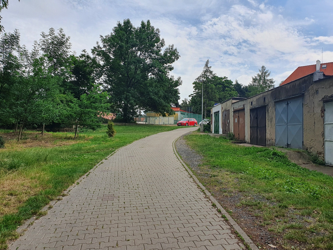 Pronájem zděné garáže 24 m2, ul. Vltavská, Kralupy nad Vltavou - Lobeček – fotografie 5
