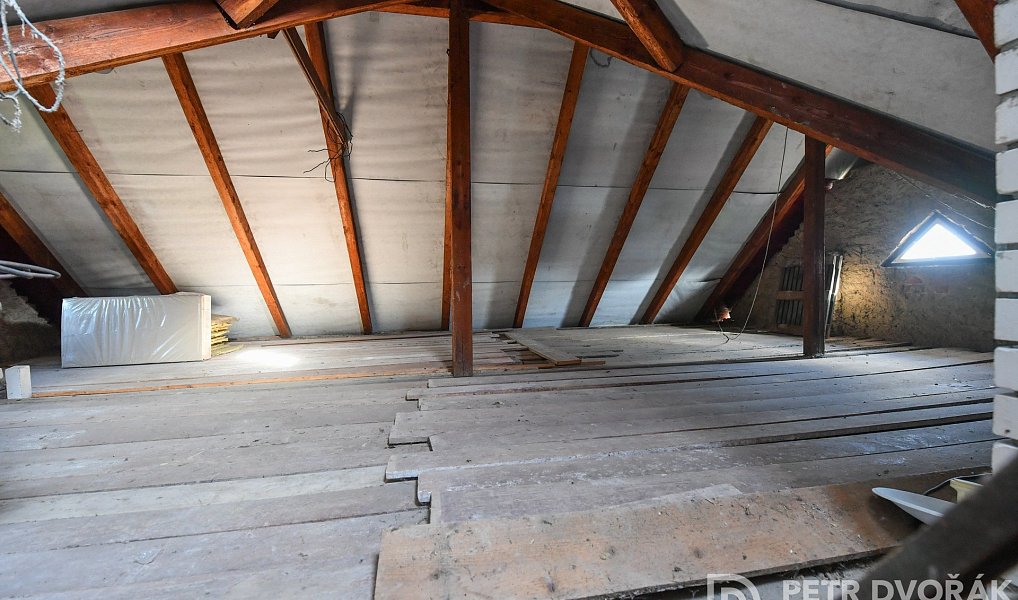 Prodej domu 161 m² s pozemkem 1 027 m², Úvaly – náhled fotky 23