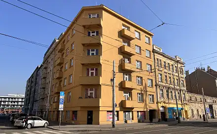 Prodej obchodních prostor 90 m²