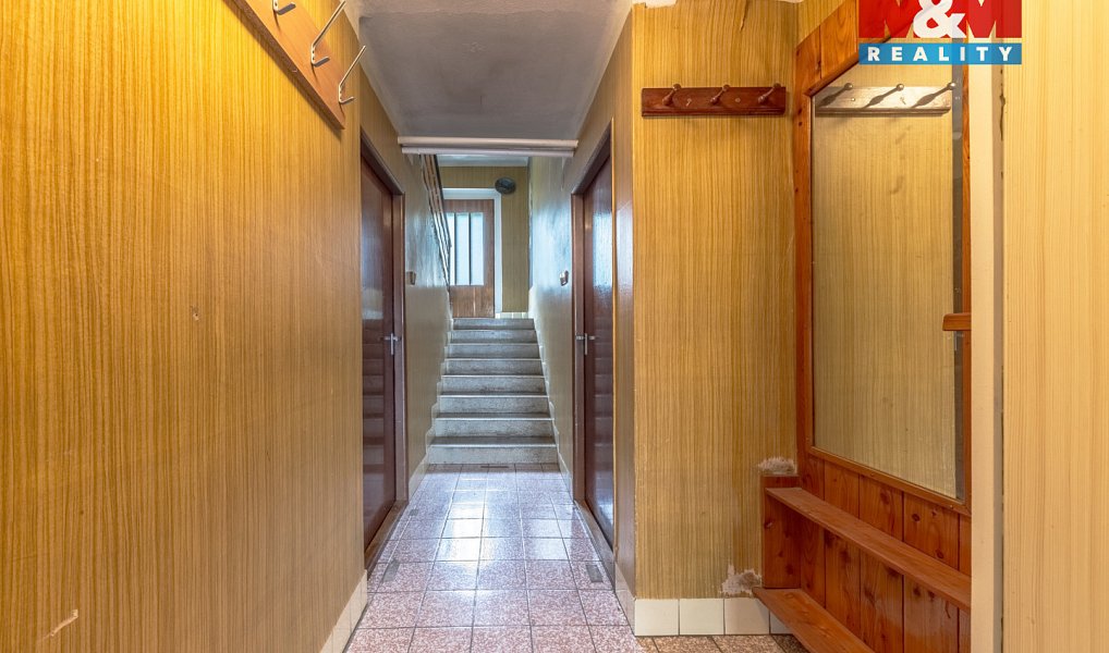 Prodej domu 270 m² s pozemkem 449 m², Benešov u Semil – náhled fotky 16
